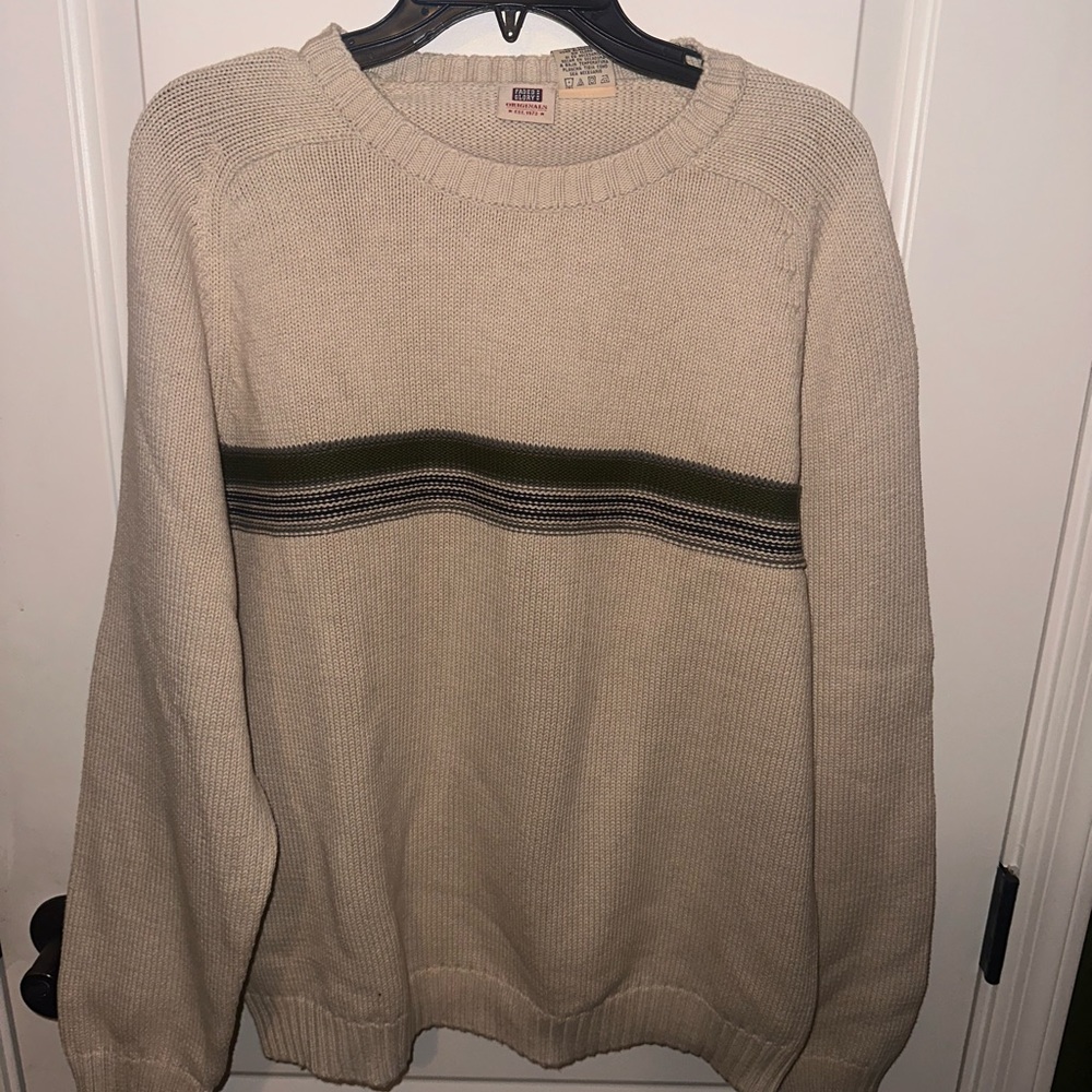 Man’s shirt size XL